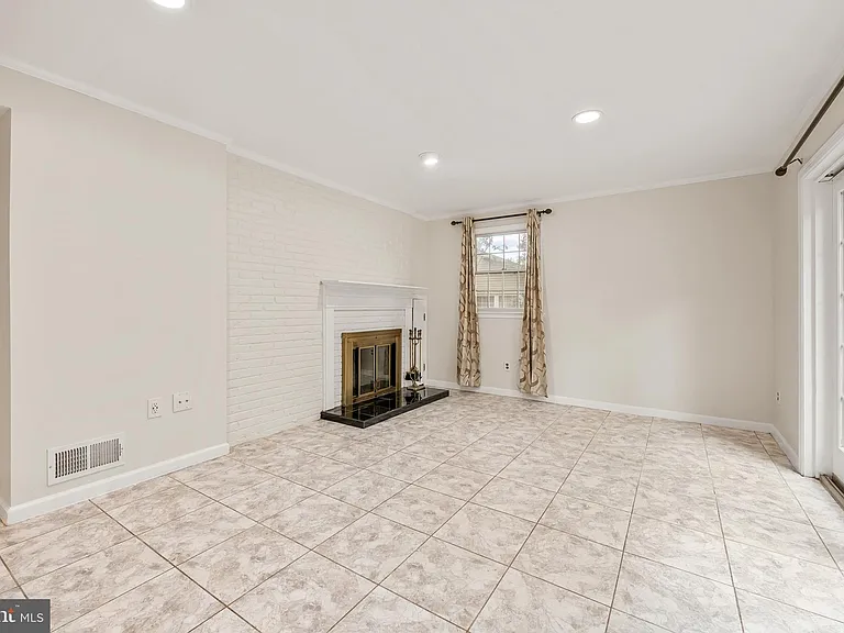 6711 Doane Ave — Photo 19