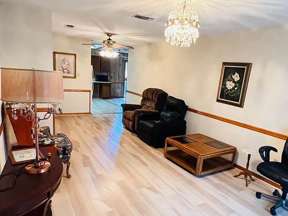 3rd image of 579 Dover Ln #1