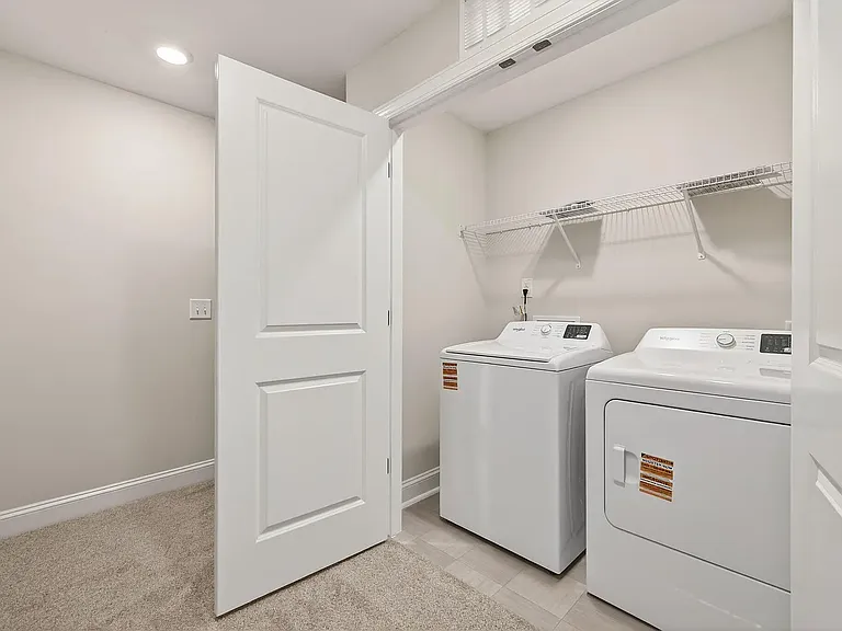 582 Barrington Row Ave — Photo 10