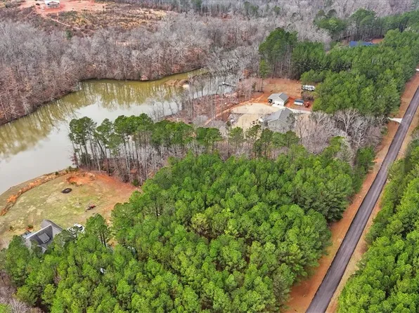 7 Southview Dr, Iva, SC 29655