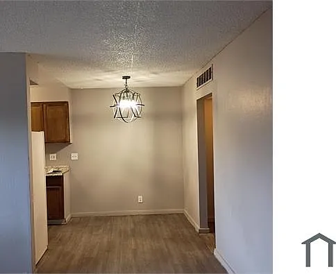 2100 Sunrise Ave #9