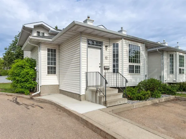 3311 58th St NW #12, Edmonton, AB T6L 6X3