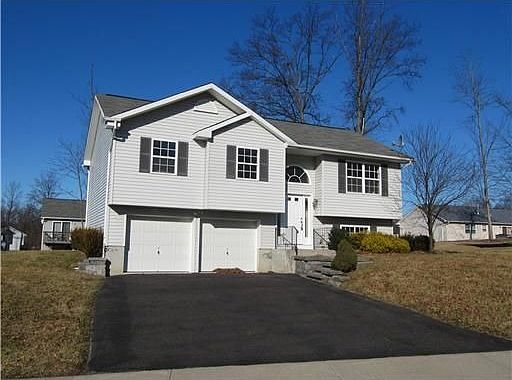 1st image of 15 Princeton Dr