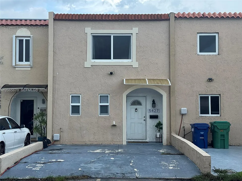 5427 NW 169th St
