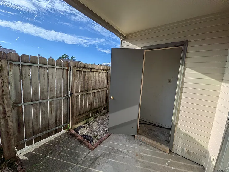 5212 Butter Creek Ln #D-1 — Photo 9