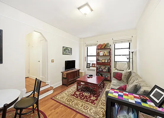 Sold by Warburg | media 1