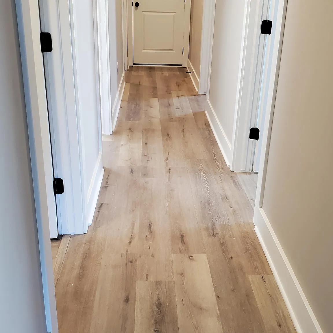 3 bed, 1355 sqft, $1,500 — Photo 2