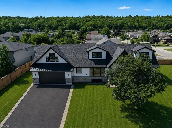 24 Royce Ave, Hamilton, ON L8G 3B5