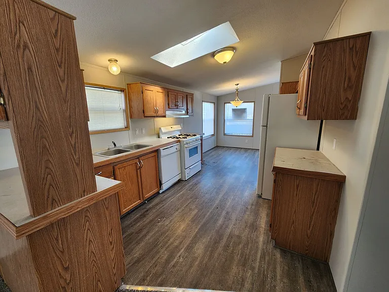 Belle Villa Lake — Photo 33