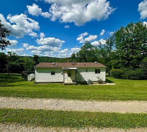 4th image of 512 Colonial Ave
