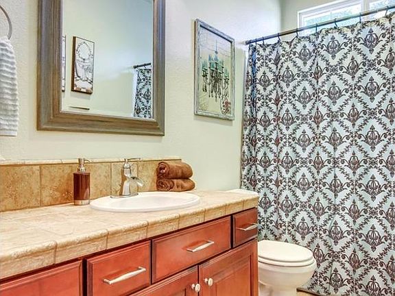 3rd image of 1503 Alberton Cir