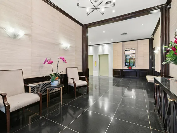 166 East 63rd Street image 7 of 8