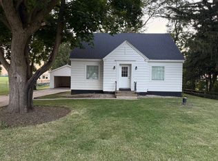 10N850 Rippburger Rd, Plato Center, IL 60124