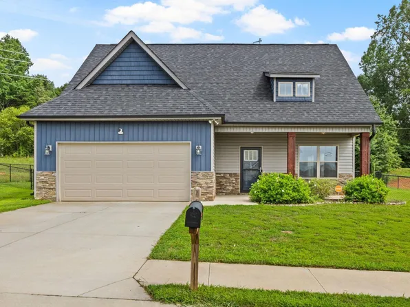 100 Hershey Dr, Piedmont, SC 29673