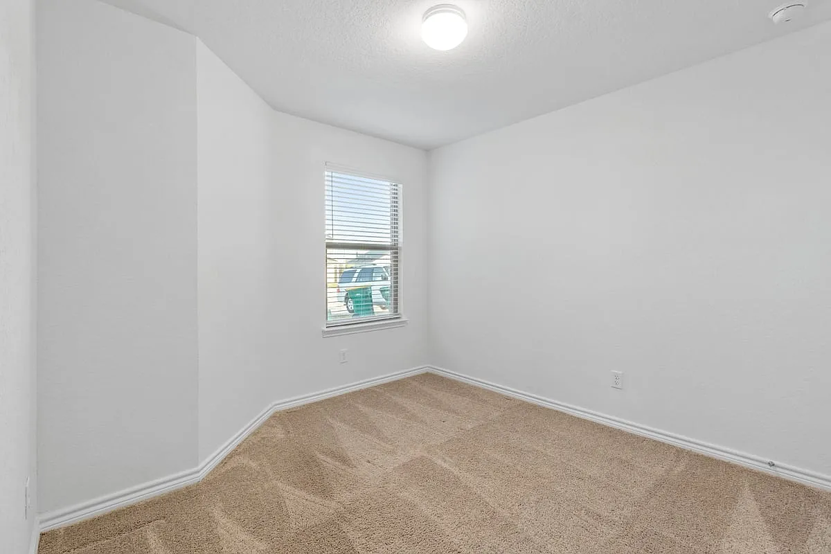 6613 Willow Landing — Photo 4