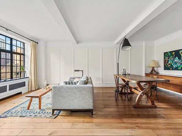 44 Gramercy Park N APT 8B, New York, NY 10010