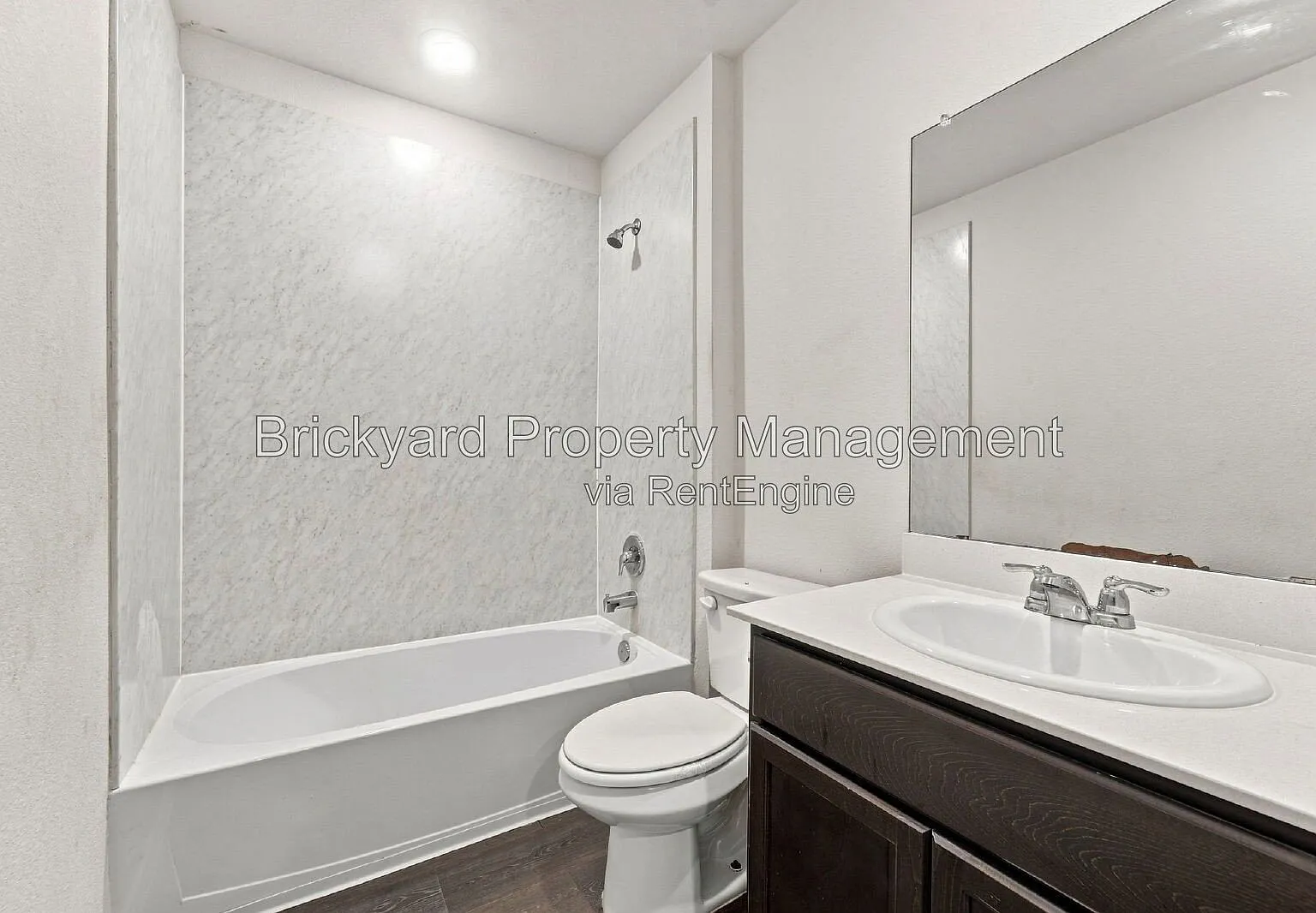 4 bed, 2.0 bath, 1830 sqft, $2,000 — Photo 1