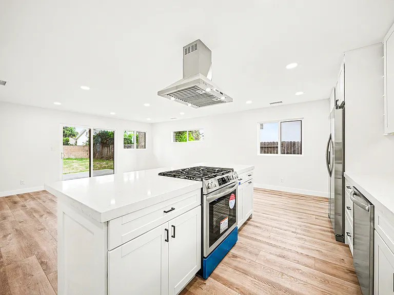 8738 Monogram Ave — Photo 13