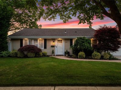 105 Shoreham Way, Merrick, NY, 11566