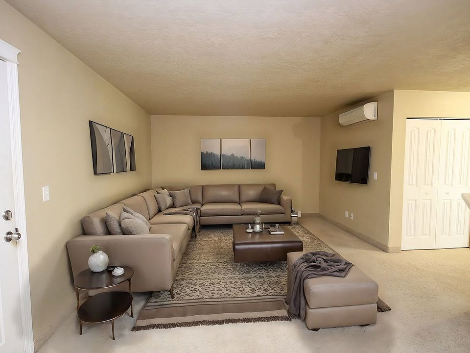 1st image of 2326 14th Ave S APT 9