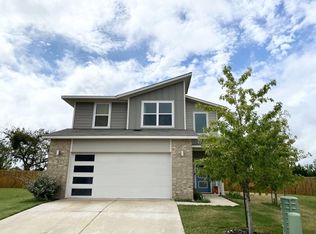 101 Deserti Rd, Leander, TX 78641