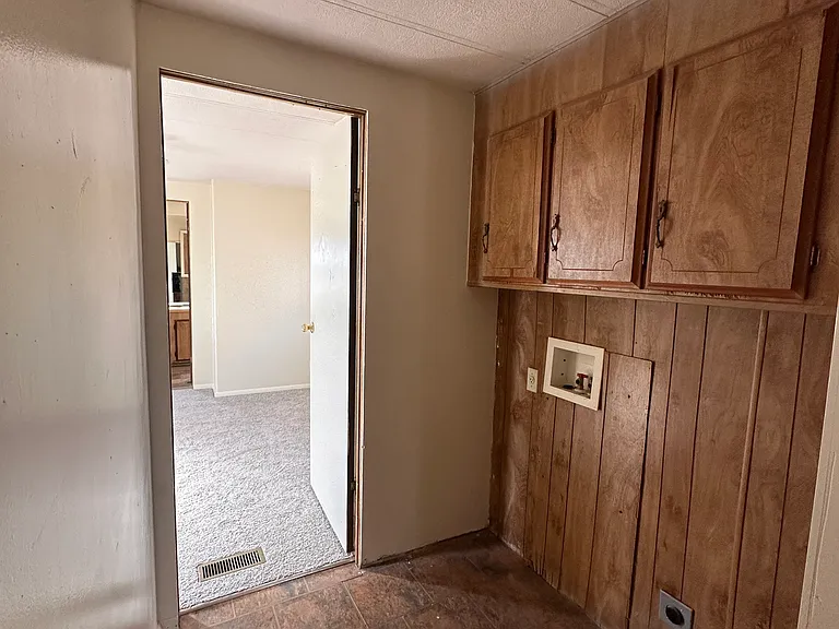 1813 Los Lentes Rd NE — Photo 5