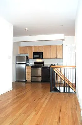 Rented by Tower Brokerage | media 9