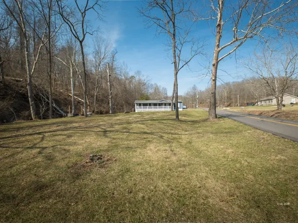 101 Johnson Rd, Gallipolis, OH 45631