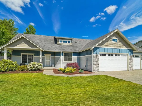 853 SW Norpoint Ct, Pt Orchard, WA 98367