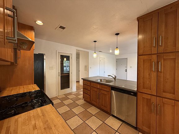 3rd image of 3601 62nd St