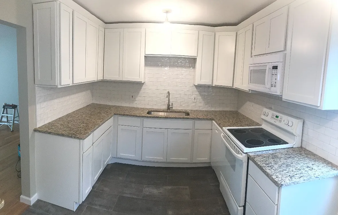 2 bed, 880 sqft, $1,500 — Photo 2