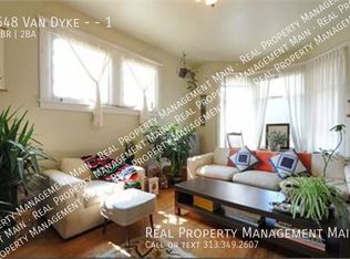 648 Van Dyke St #1, Detroit, MI 48214