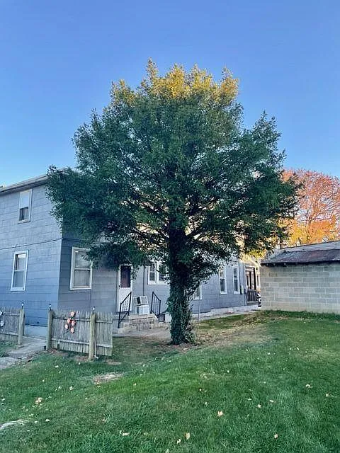 Building Photo - 401 3rd St #1