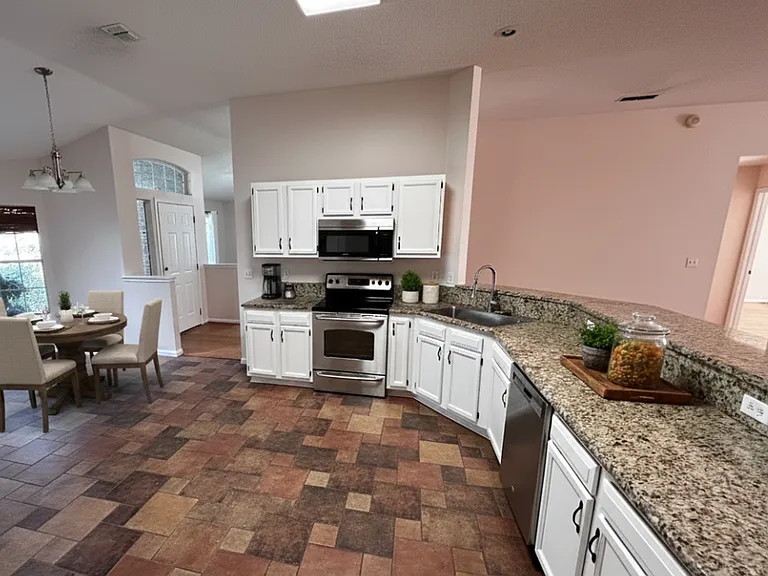1449 Blue Heron Ln E — Photo 20