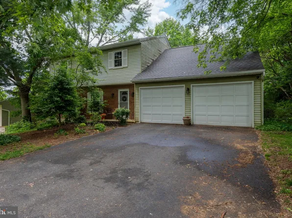 426 School Rd, York, PA 17407