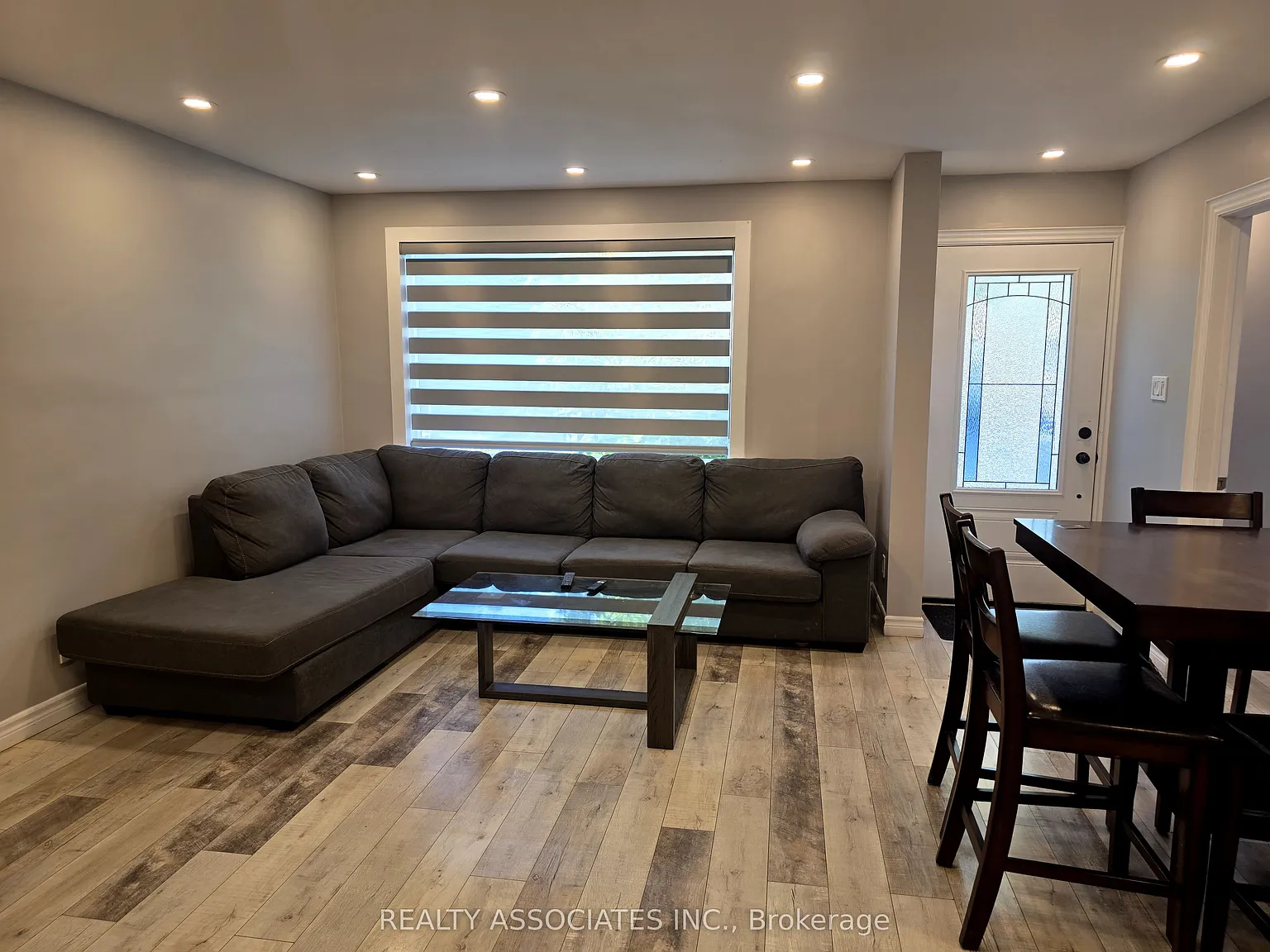 6 bed, $5,800 — Photo 2