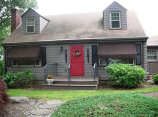 73 Deerfield Rd, Cranston, RI 02920