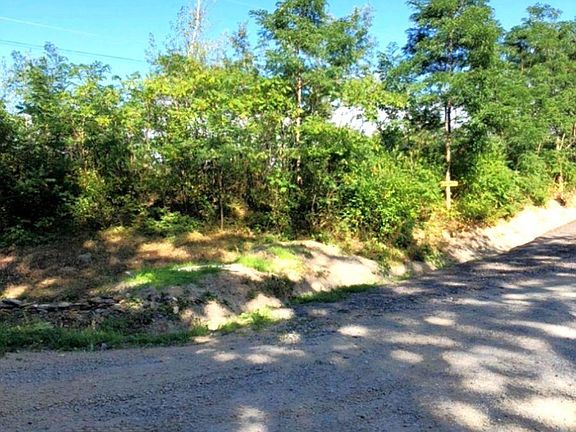 4th image of 70 Meaugher Rd