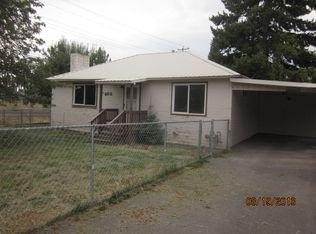 1866 Summers Ln, Klamath Falls, OR 97603