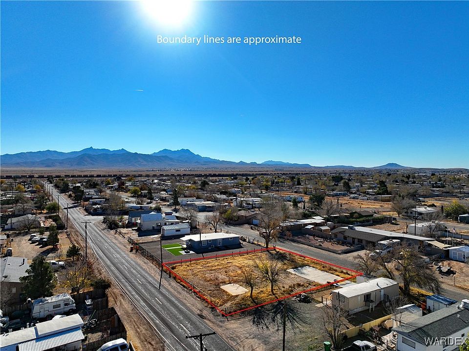 2nd image of 3642 E Diagonal Way