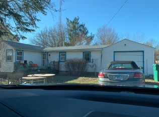 406 N 4th St, Malta, IL 60150