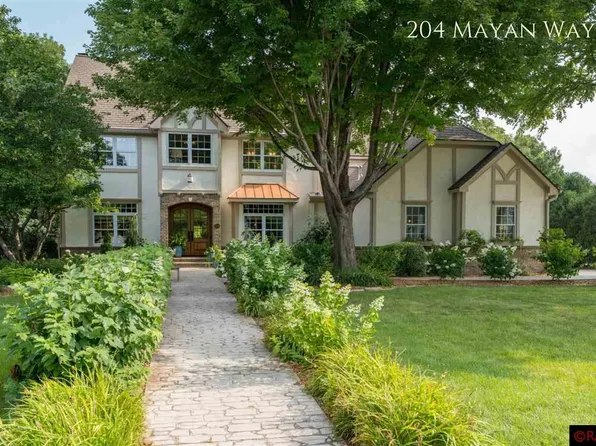 204 Mayan Way, Mankato, MN 56001