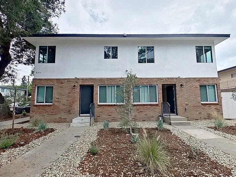 829 N Garfield St — Photo 3