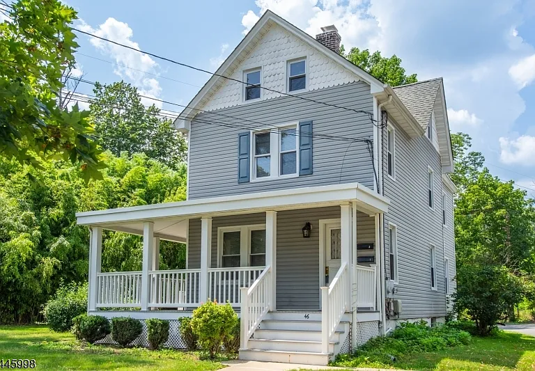 46 Hillside Ave — Photo 1