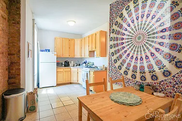 Rented by City Connections Realty