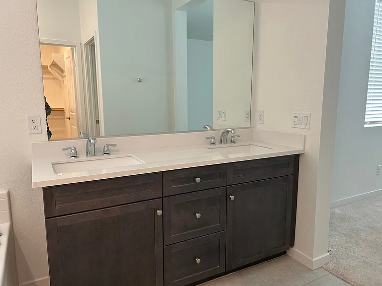 40082 Catania Ct — Photo 12