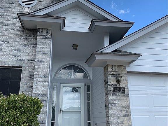 3rd image of 4205 Telluride Dr