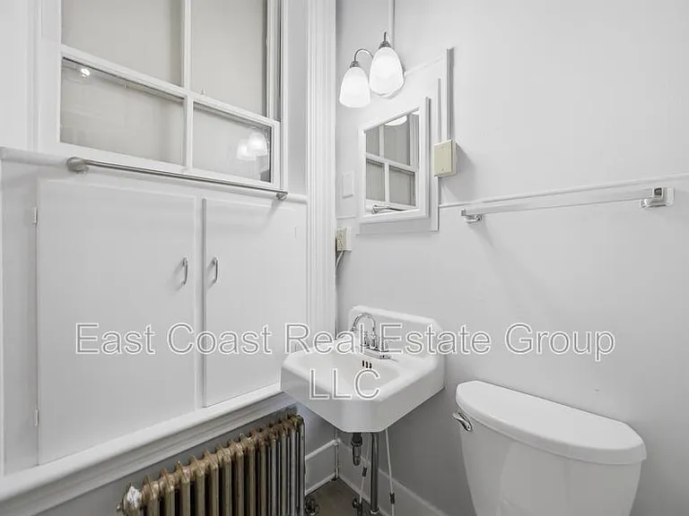 323 N Potomac St #1 — Photo 22