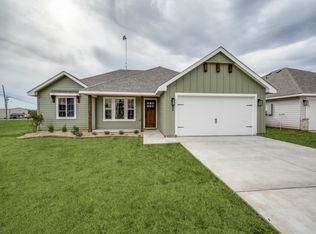 204 Walnut St, Whitesboro, TX 76273