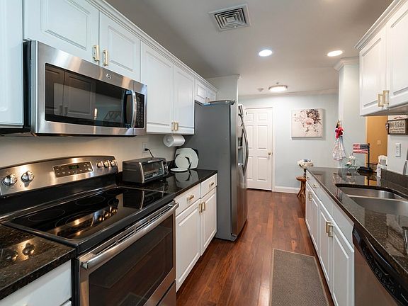 3rd image of 59 Cluff Road #62